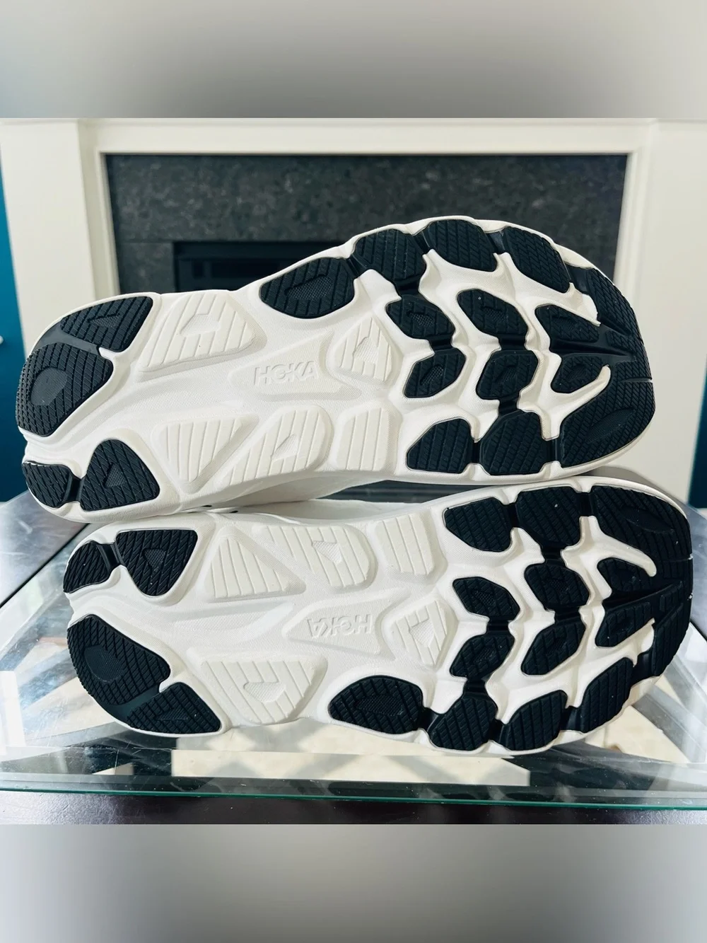 Sz 9.5D Hoka One One HOKA Clifton 10 White/Black 1162030/WBLC